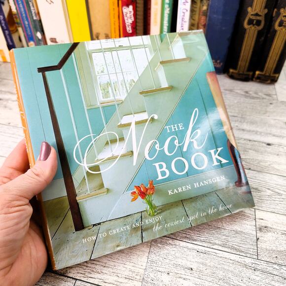 THE NOOK BOOK Karen Hansgen How to Create Enjoy Coziest Spot in Home 2003 1st Ed - Picture 1 of 15